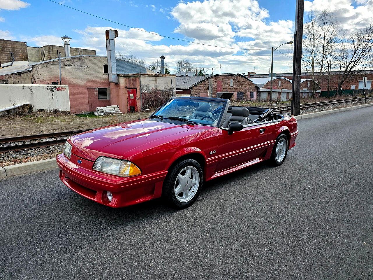 1989 Ford Mustang GT image 10