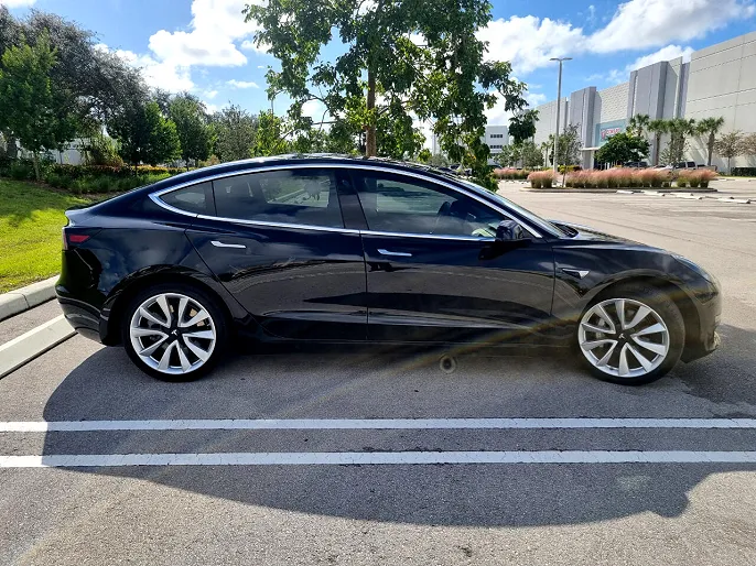 2019 Tesla Model 3