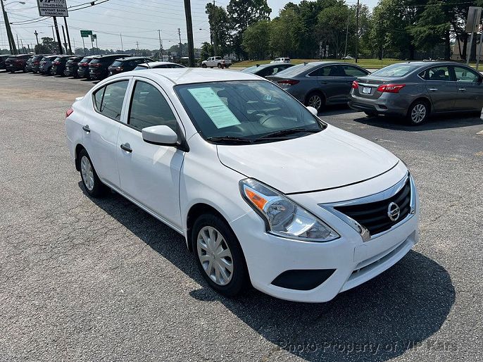 2019 Nissan Versa