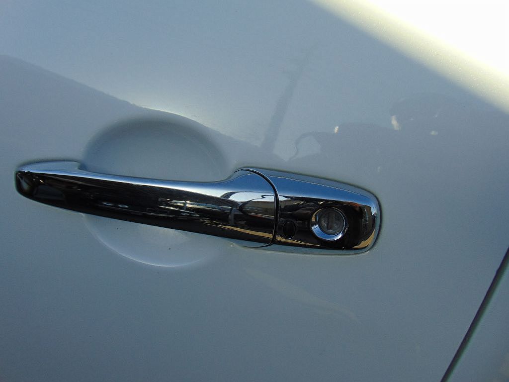 2014 Mazda CX-9 Grand Touring image 14