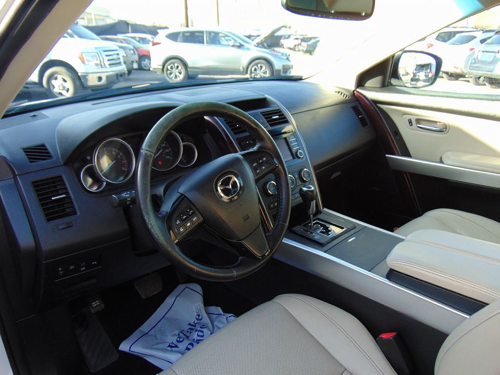 2014 Mazda CX-9 Grand Touring image 17