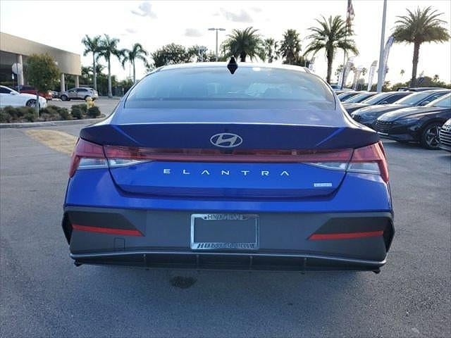 2024 Hyundai Elantra