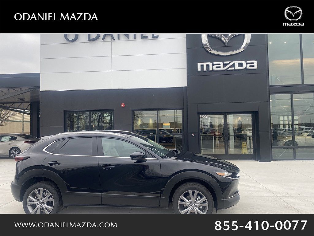 2024 Mazda CX-30 S image 1