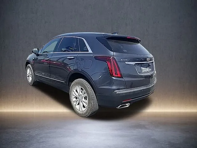 2020 Cadillac XT5 Luxury image 2