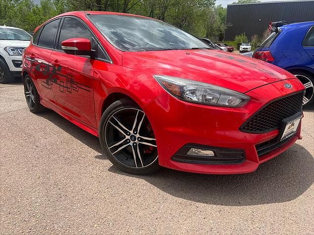 2017 Ford Focus ST image 0