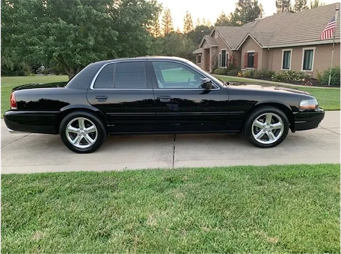 2004 Mercury Marauder
