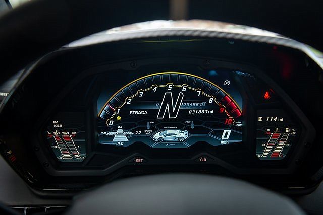 2019 Lamborghini Aventador SVJ image 29