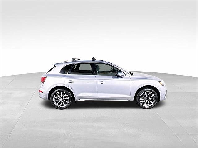 2022 Audi Q5 Premium Plus image 8