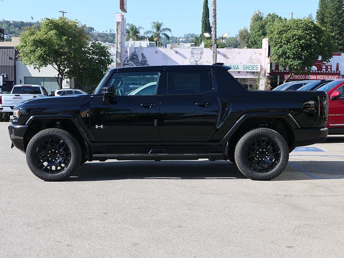 2026 GMC Hummer EV