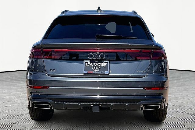 2026 Audi Q8