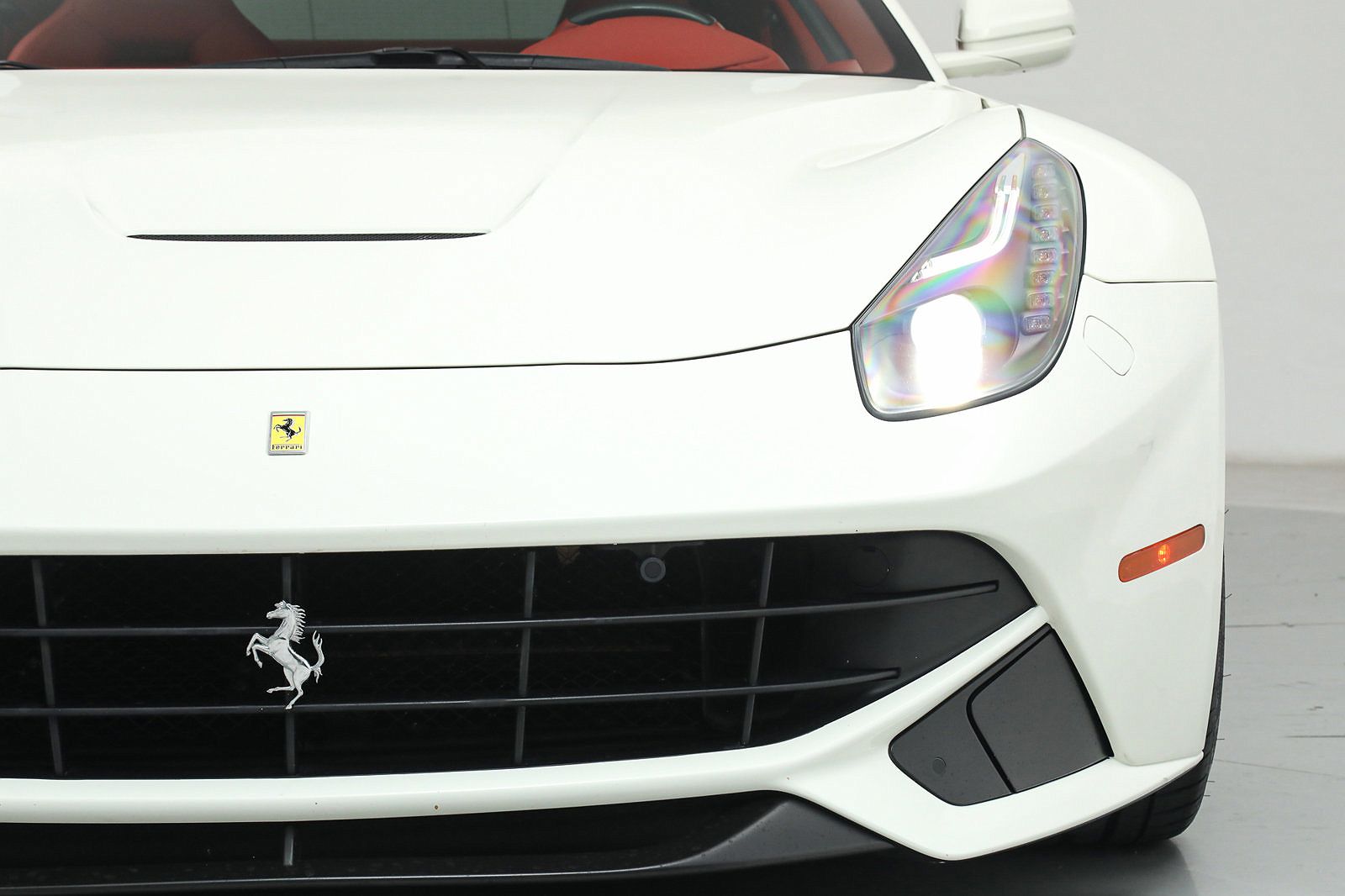 2014 Ferrari F12 Berlinetta image 12
