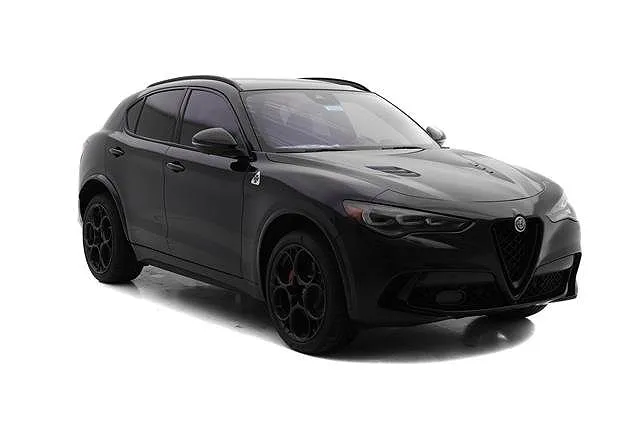 2024 Alfa Romeo Stelvio