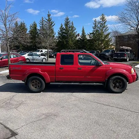 2004 Nissan Frontier XE image 2