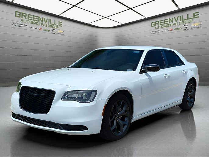 2023 Chrysler 300