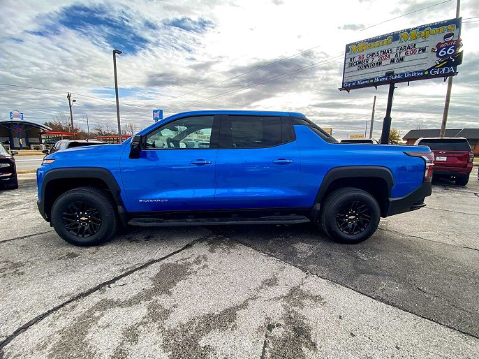 2025 Chevrolet Silverado EV