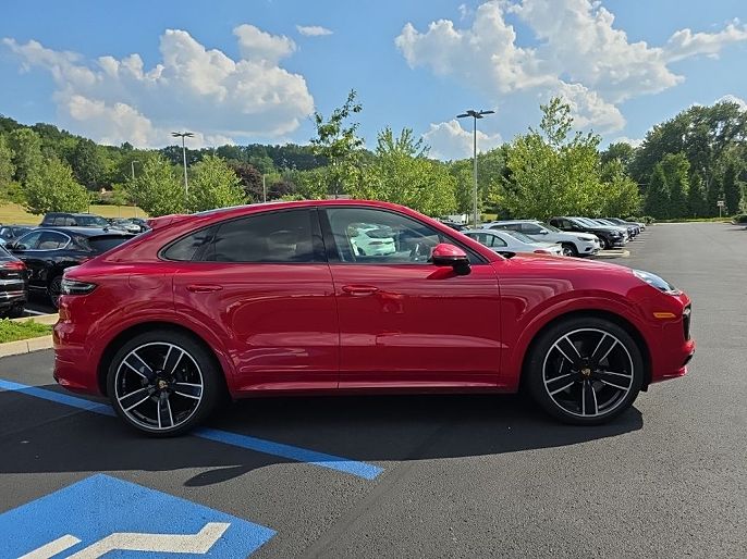 2022 Porsche Cayenne