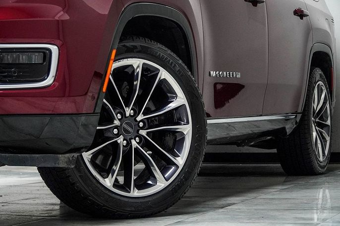 2022 Jeep Wagoneer
