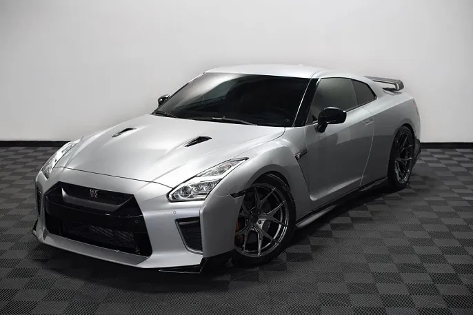 2020 Nissan GT-R