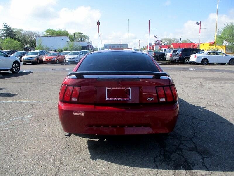 2003 Ford Mustang Standard image 4