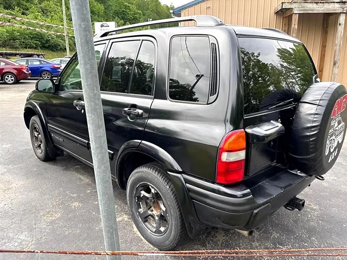2004 Chevrolet Tracker