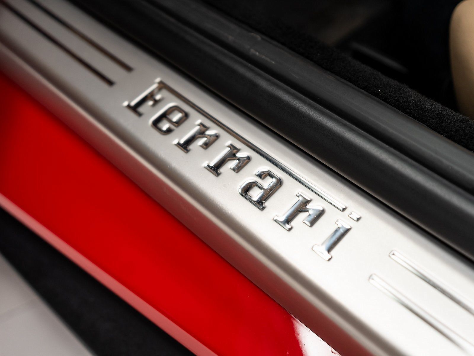 2020 Ferrari Portofino null image 19