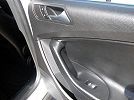 2010 Volkswagen Passat Komfort image 11