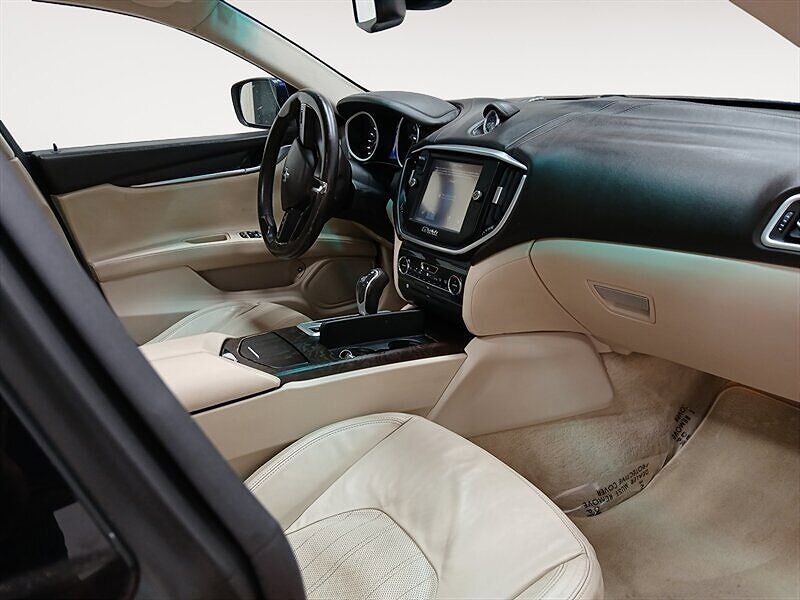 2014 Maserati Ghibli