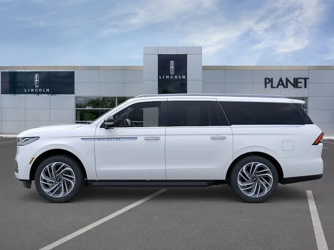 2026 Lincoln Navigator L