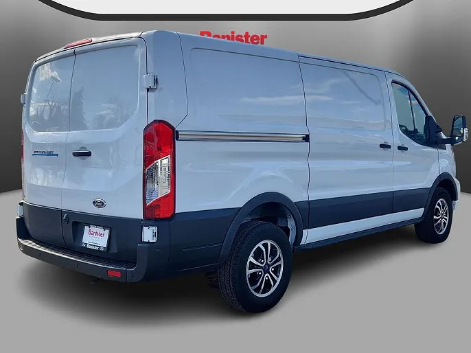 2023 Ford E-Transit