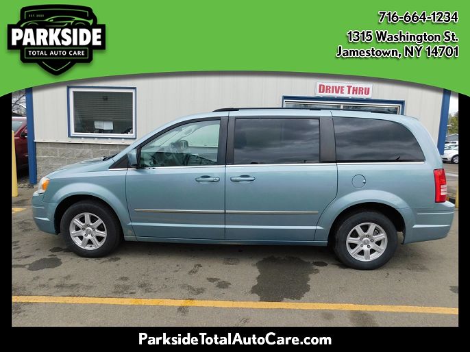 2010 Chrysler Town & Country