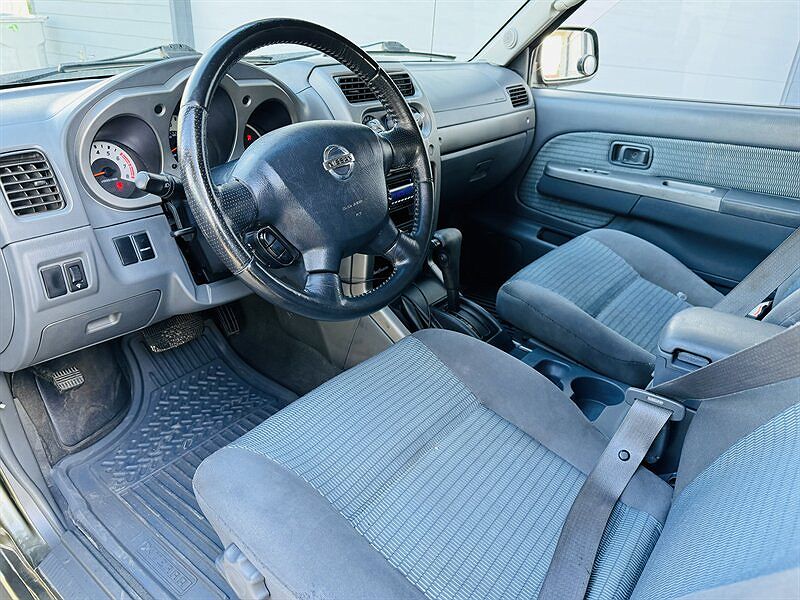 2004 Nissan Xterra XE image 8