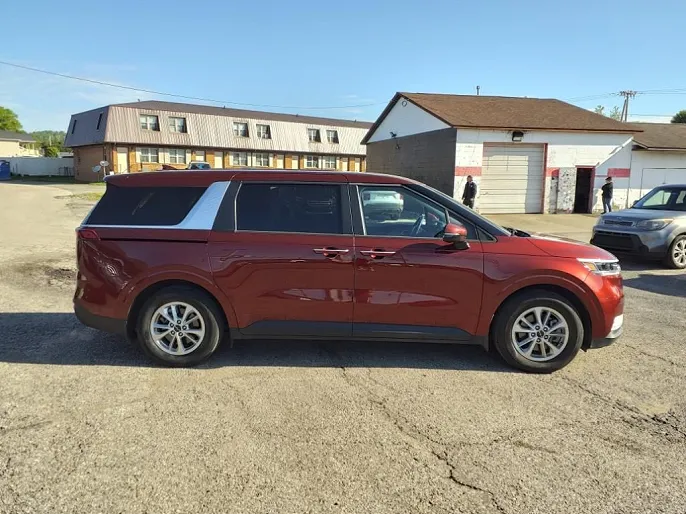 2023 Kia Carnival