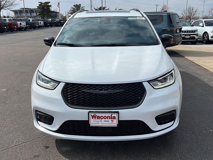 2026 Chrysler Pacifica