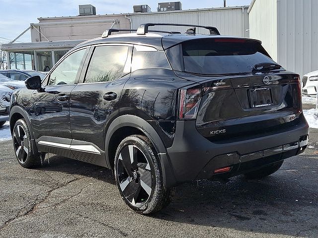 2025 Nissan Kicks