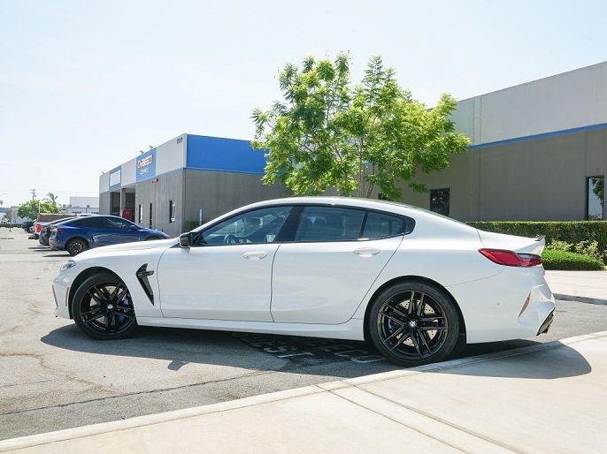 2024 BMW M8
