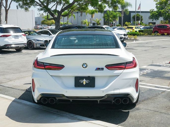 2024 BMW M8