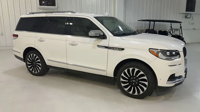 2023 Lincoln Navigator
