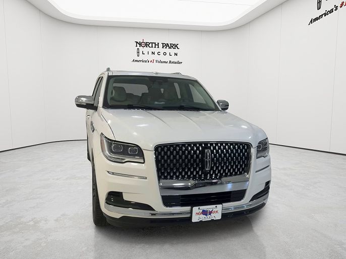 2023 Lincoln Navigator