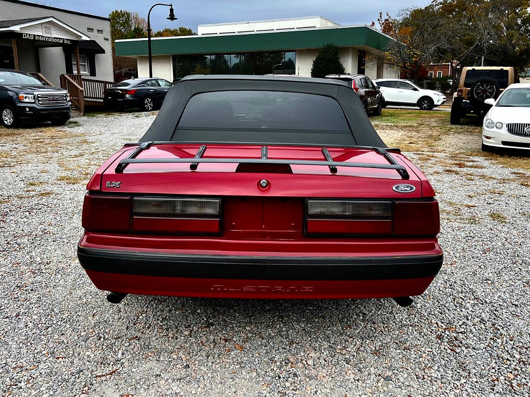 1988 Ford Mustang LX image 5