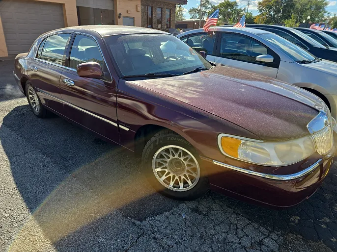 2000 Lincoln Town Car