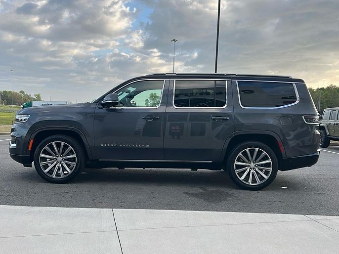 2022 Jeep Grand Wagoneer