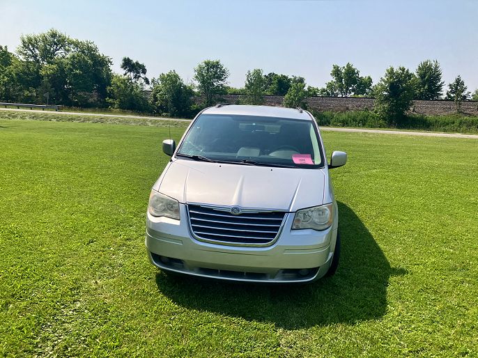 2008 Chrysler Town & Country