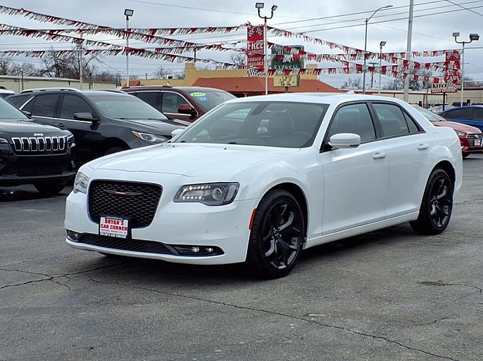 2023 Chrysler 300