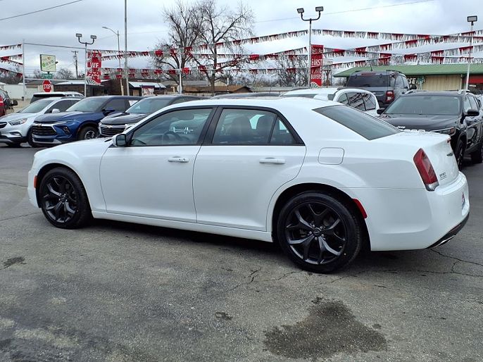 2023 Chrysler 300