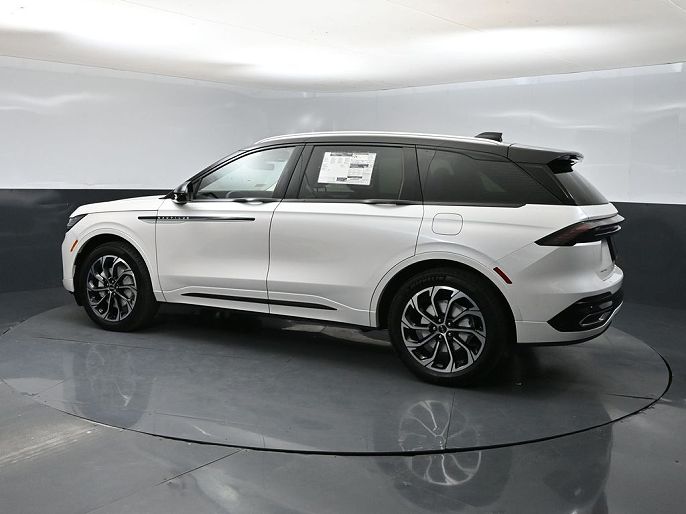 2026 Lincoln Nautilus