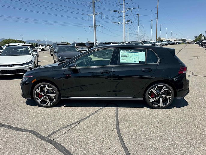2025 Volkswagen Golf