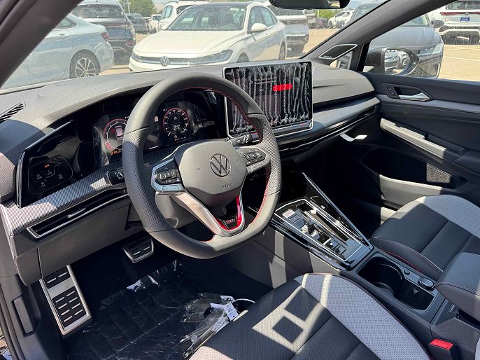 2025 Volkswagen Golf