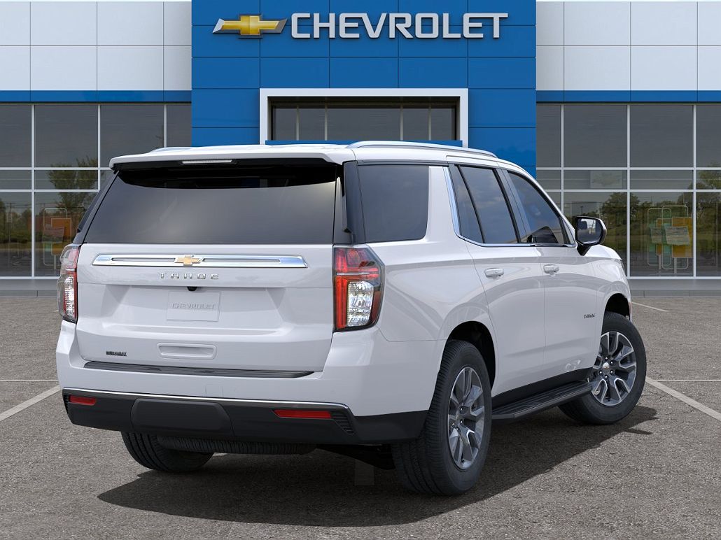 2024 Chevrolet Tahoe LS image 3