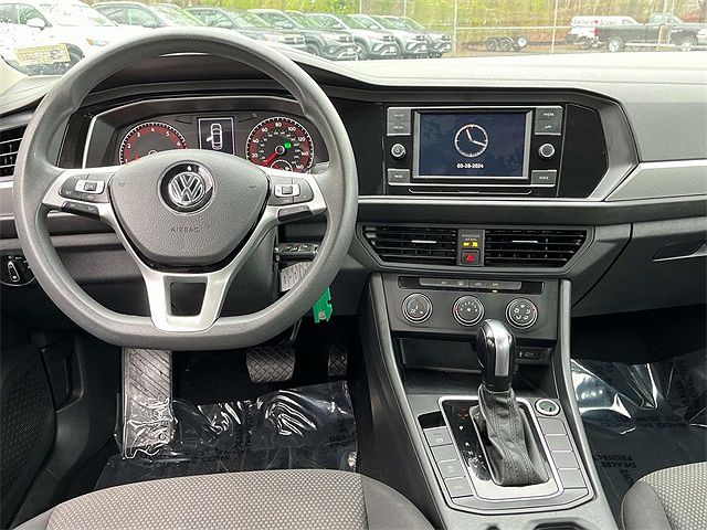 2021 Volkswagen Jetta S image 1