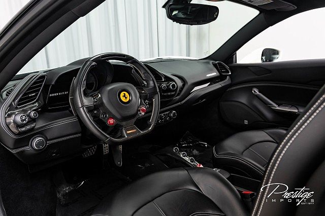 2016 Ferrari 488 GTB image 32